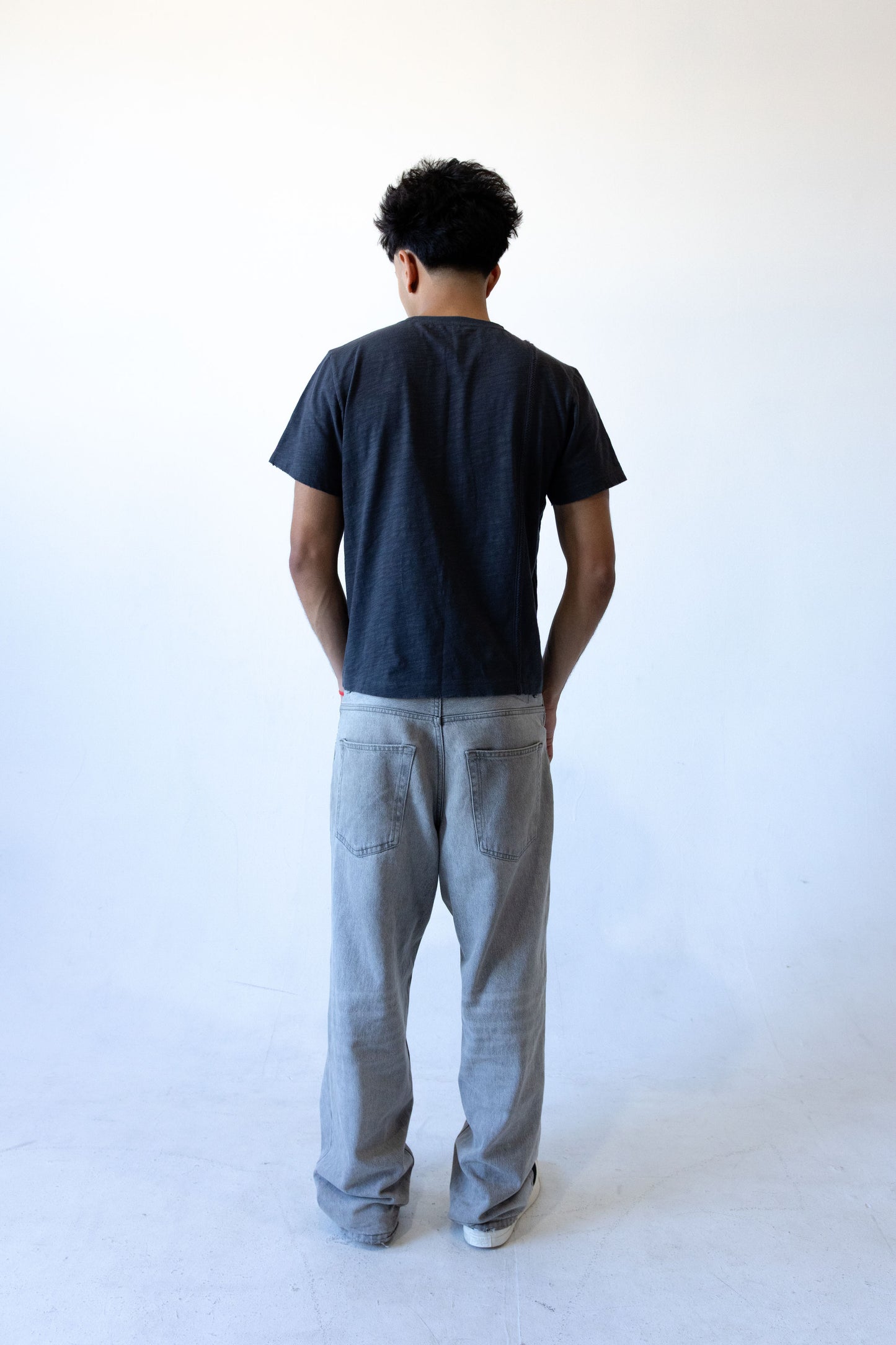 Triple Pocket Tee - Charcoal